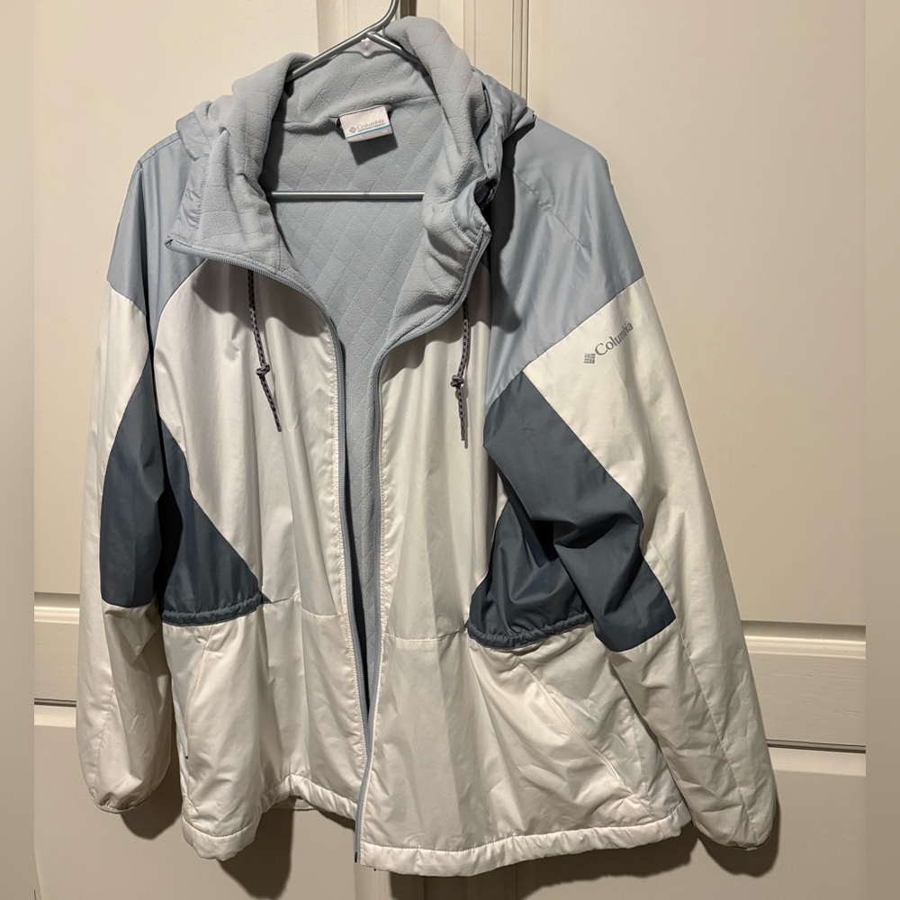 Columbia lightweight women’s hooded jacket size XL 1X white gray fleece lined